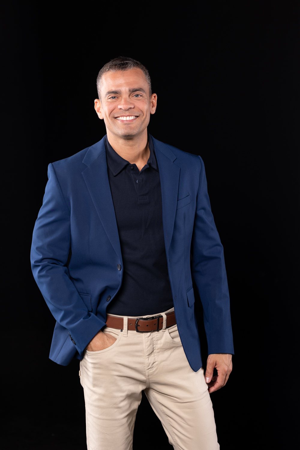 Dr. Diego Almeida